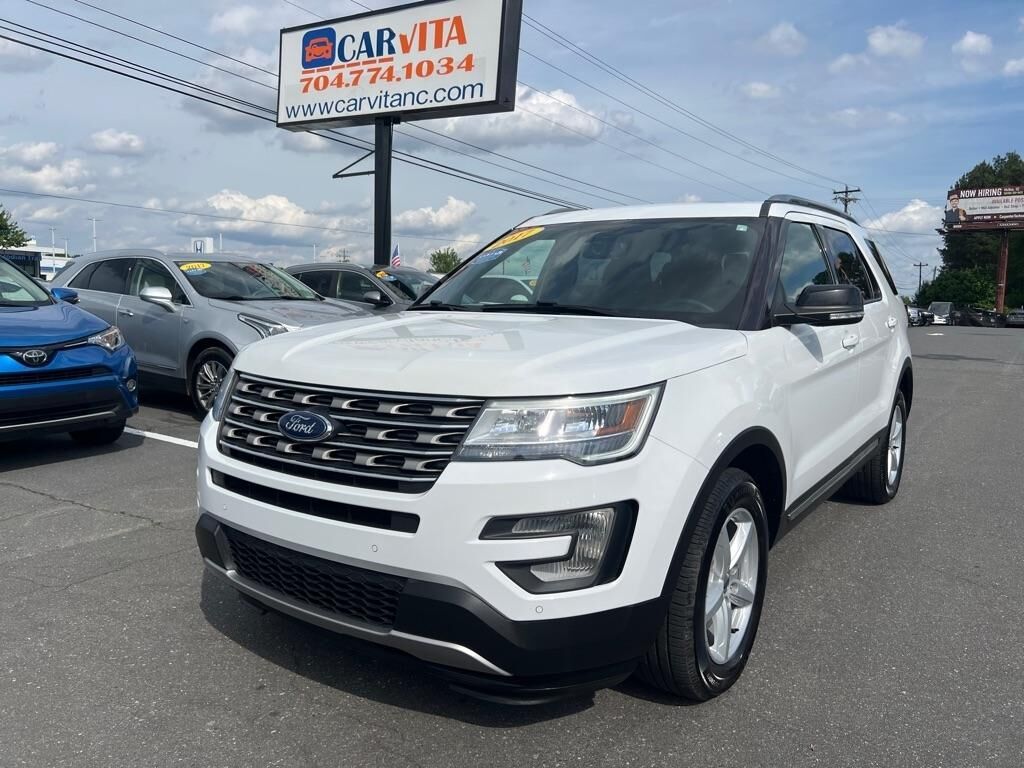 2017 FORD Explorer