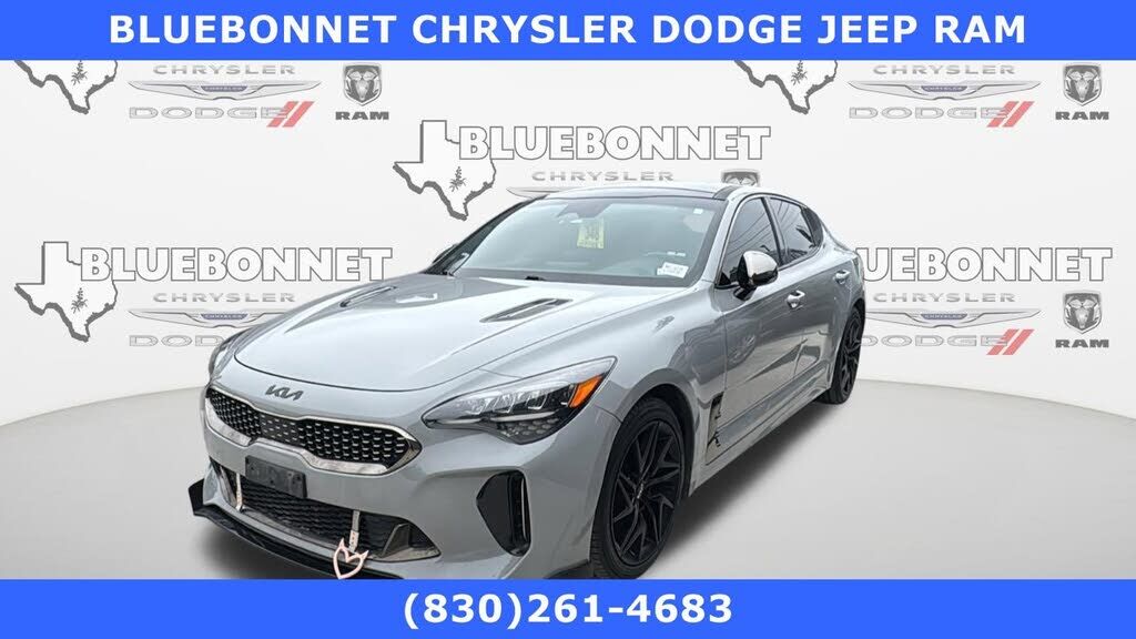 2022 KIA Stinger