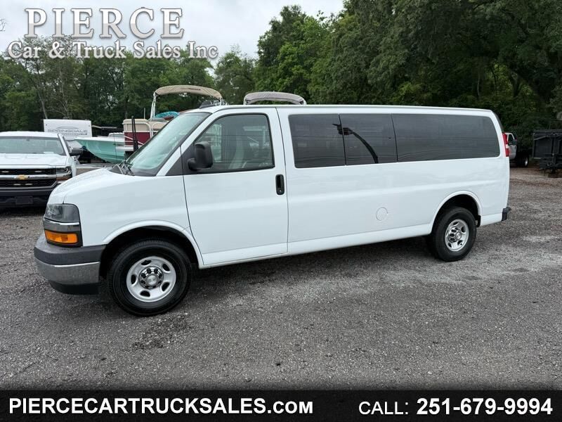 2020 CHEVROLET Express