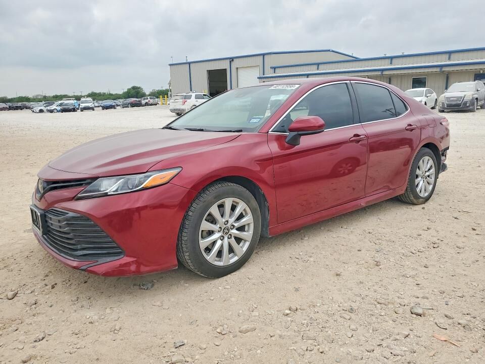 2020 TOYOTA Camry