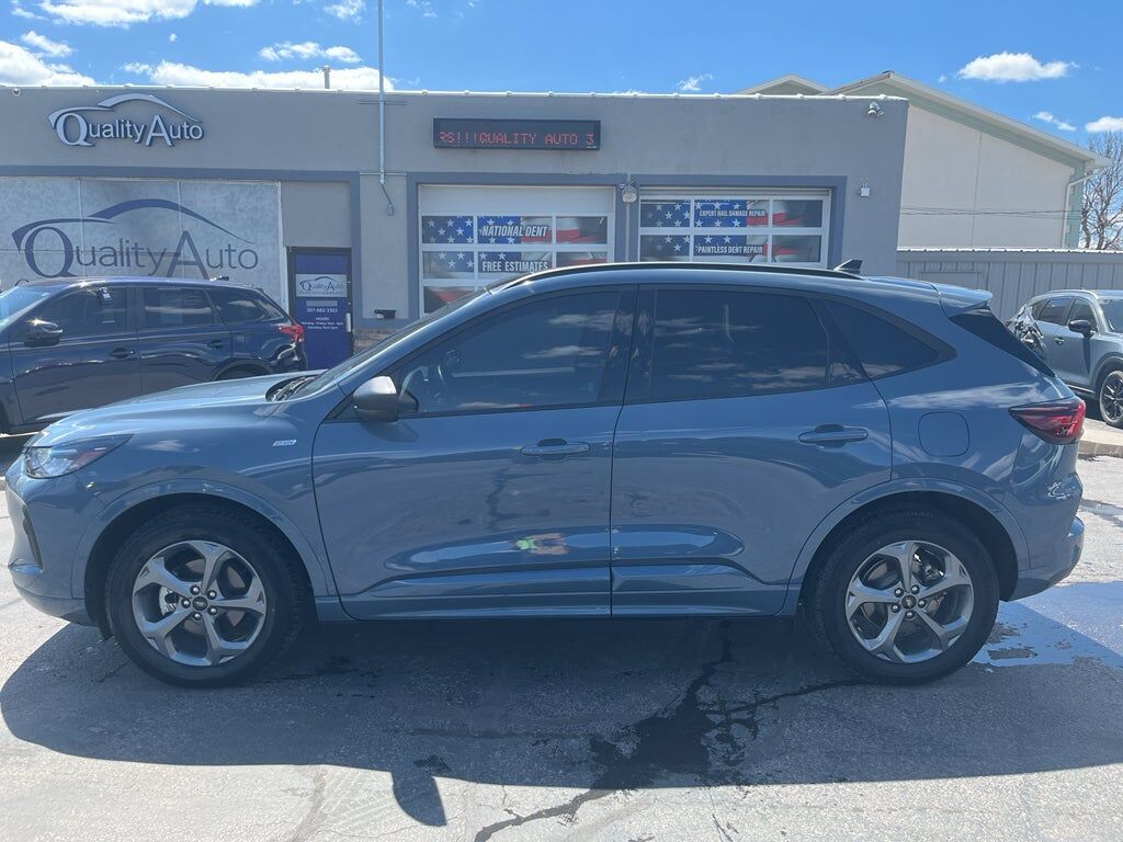 2023 FORD Escape