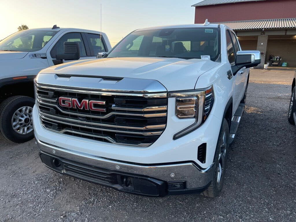 2023 GMC Sierra
