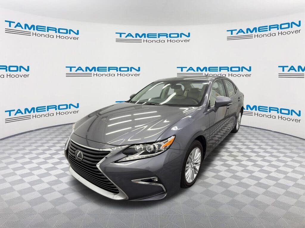 2018 LEXUS ES