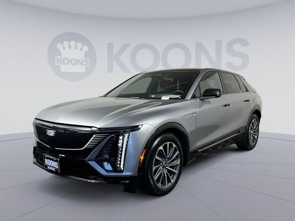 2024 CADILLAC Lyriq