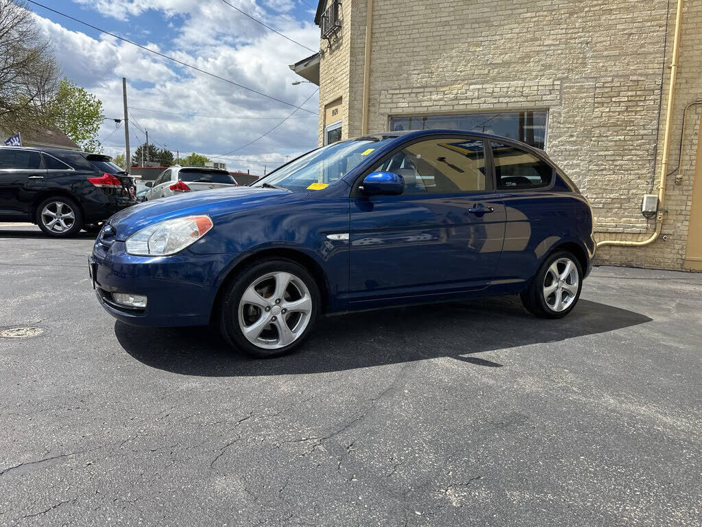 2011 HYUNDAI Accent