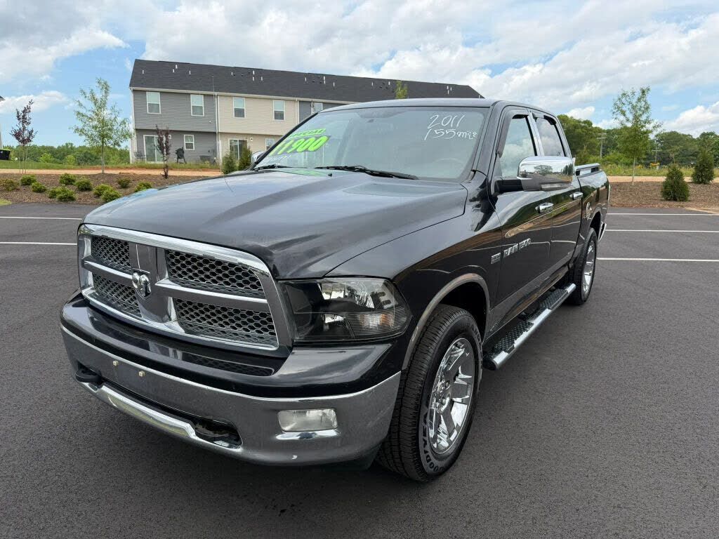 2011 DODGE Ram