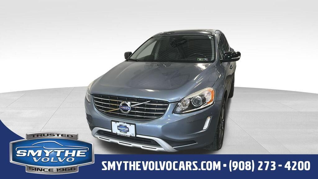 2017 VOLVO XC60