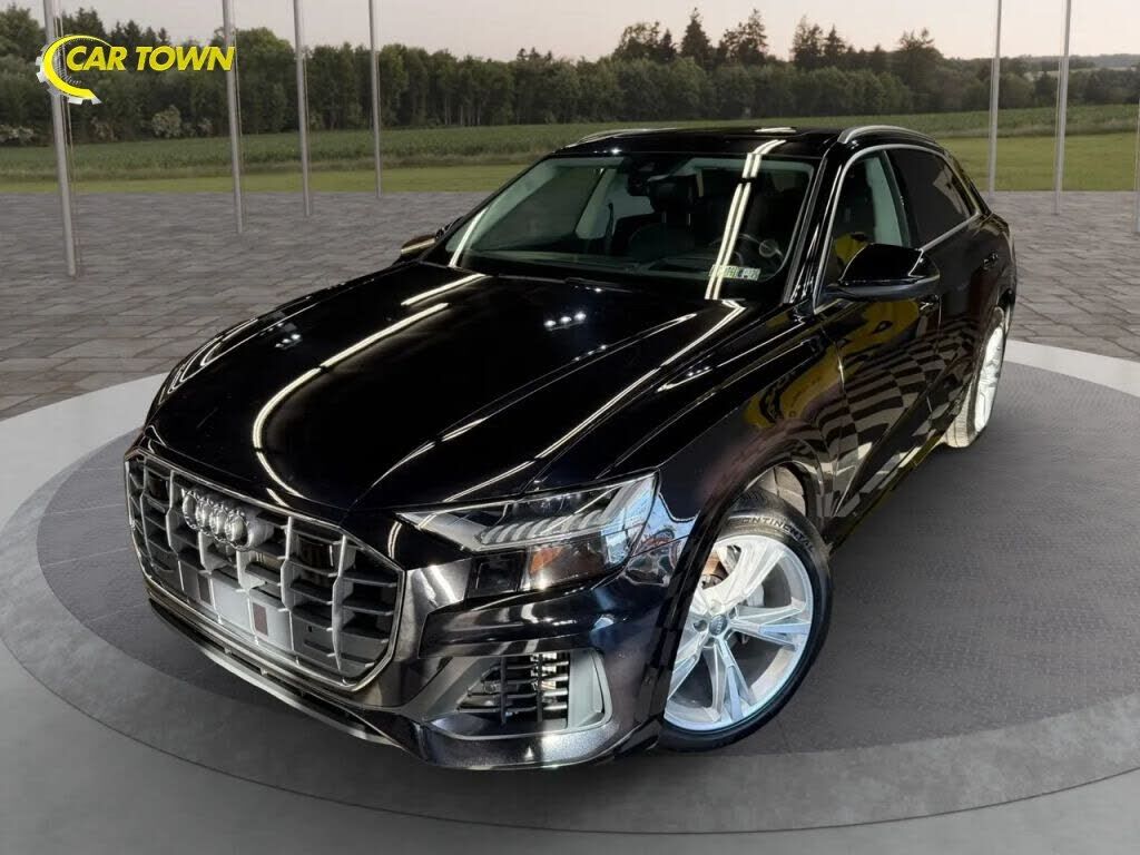 2020 AUDI Q8