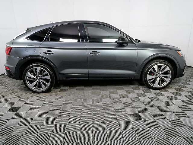 2021 AUDI SQ5