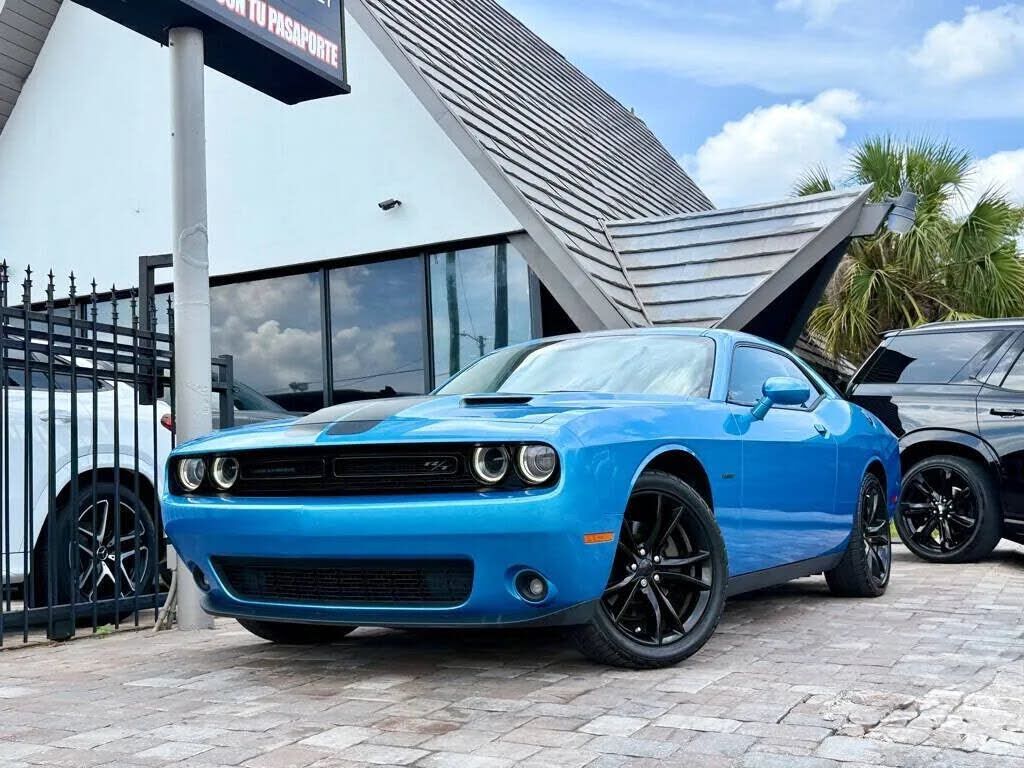 2016 DODGE Challenger