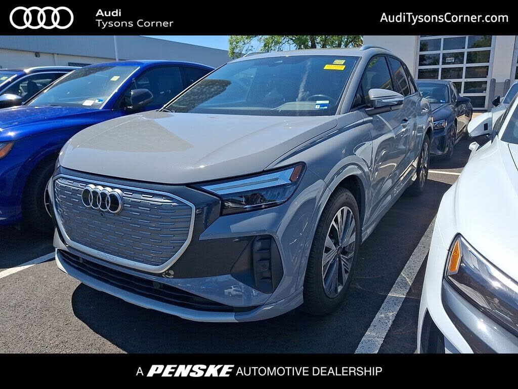2023 AUDI Q4