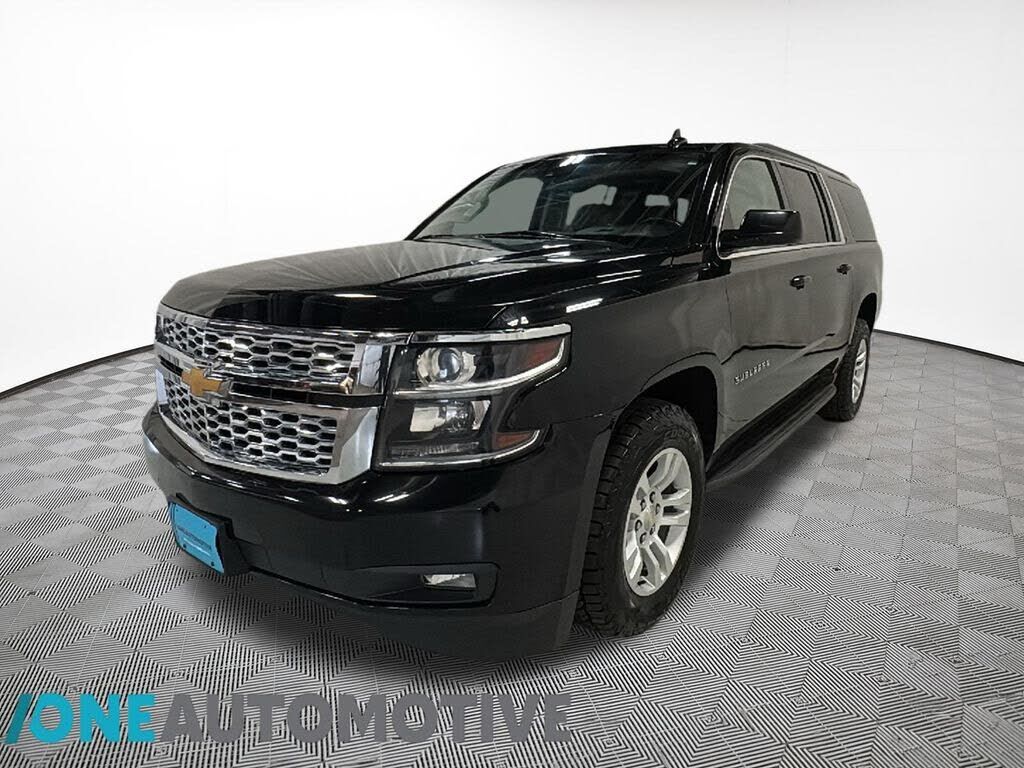 2017 CHEVROLET Suburban