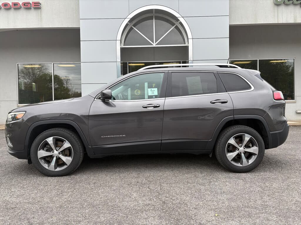 2019 JEEP Cherokee