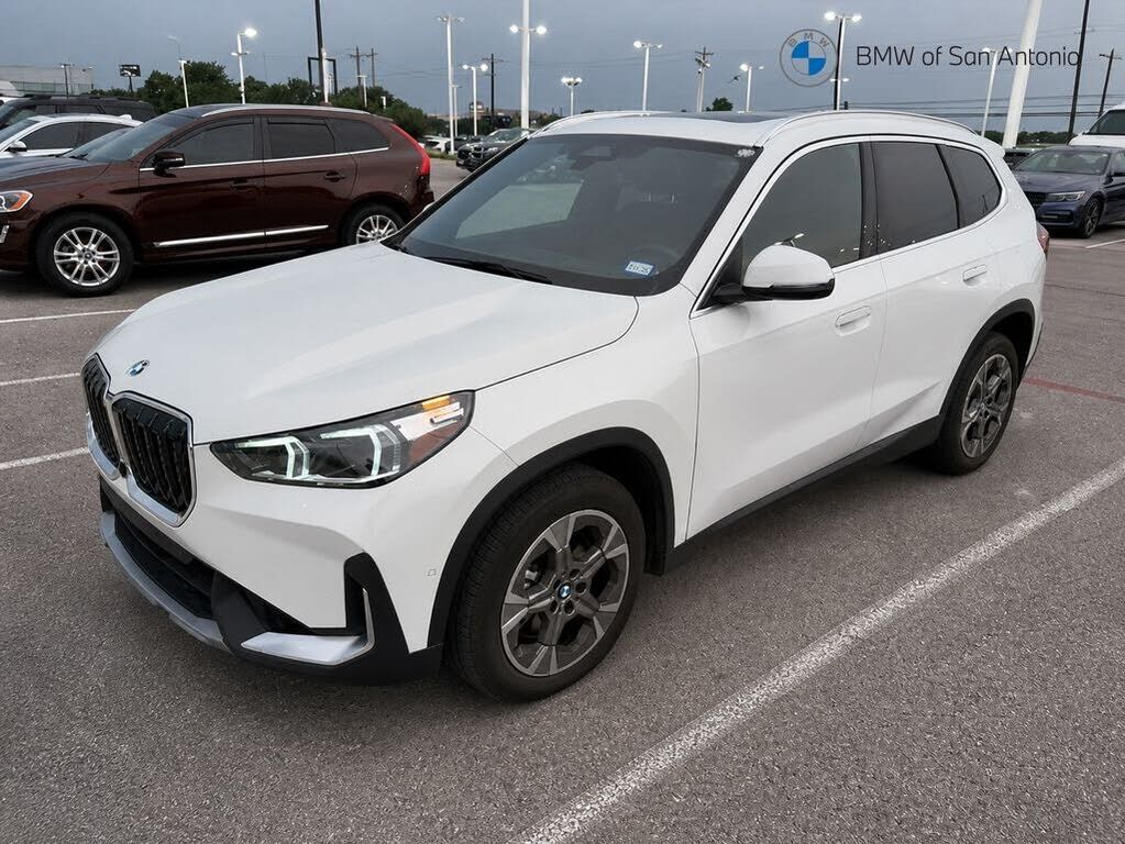 2023 BMW X1