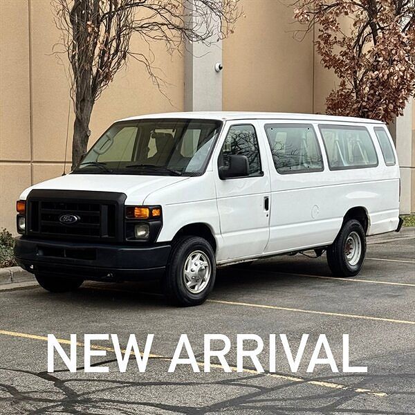 2009 FORD E-350