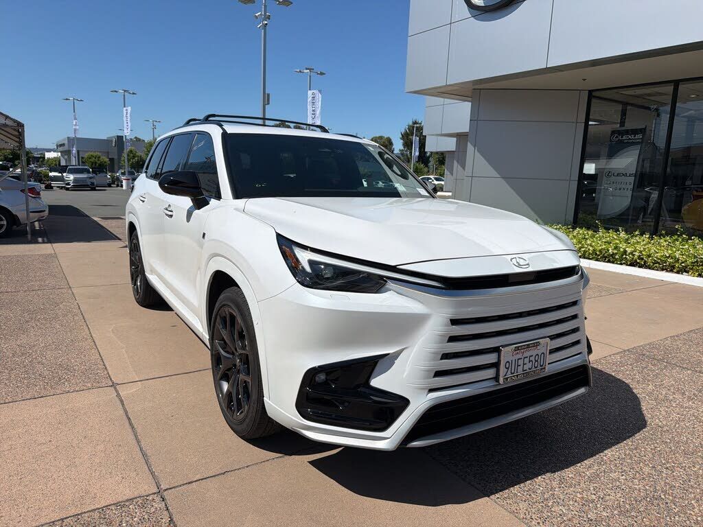 2025 LEXUS TX