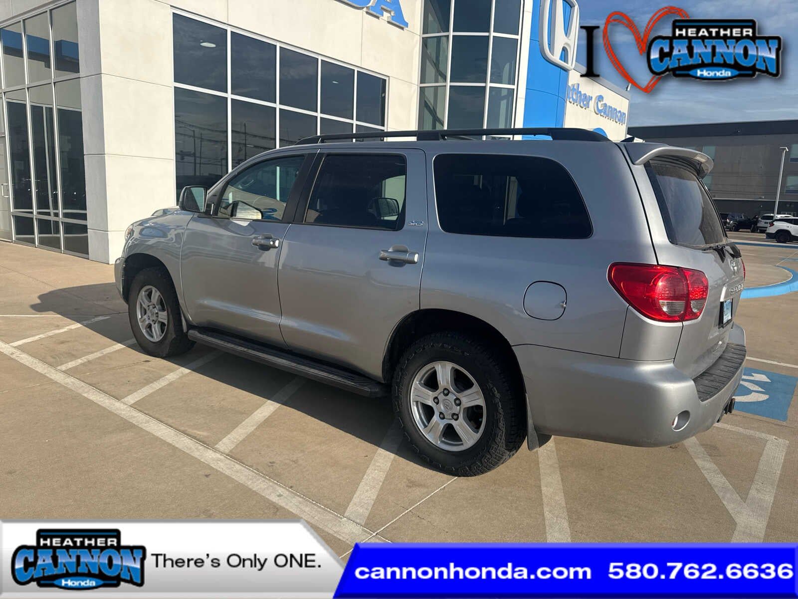 2017 TOYOTA Sequoia
