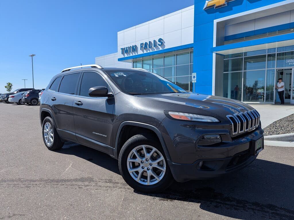 2017 JEEP Cherokee