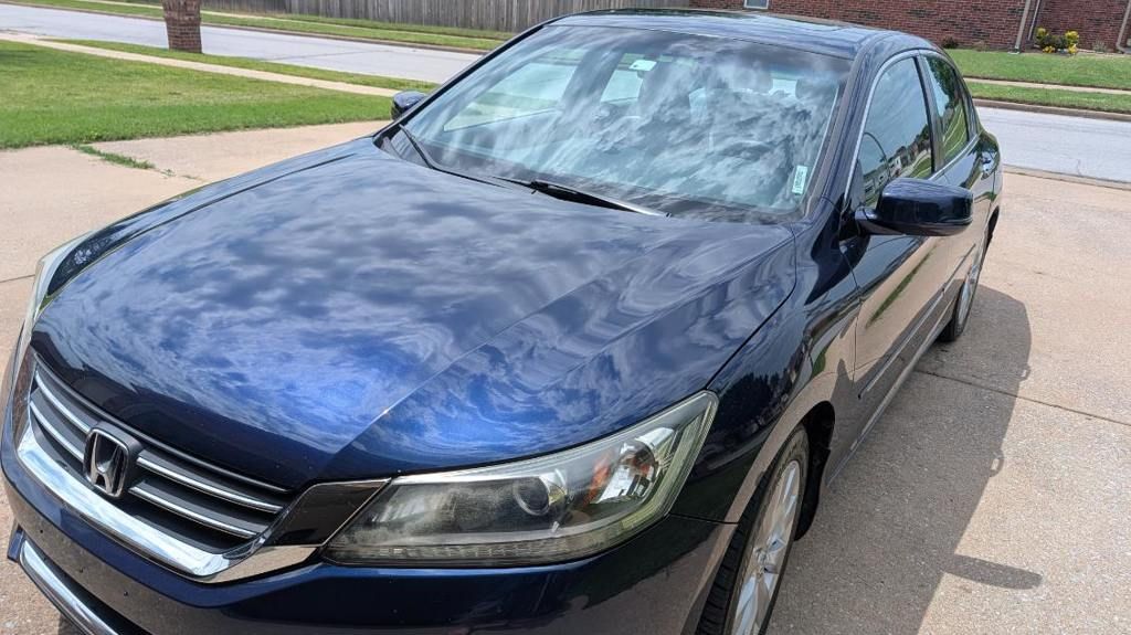 2013 HONDA Accord
