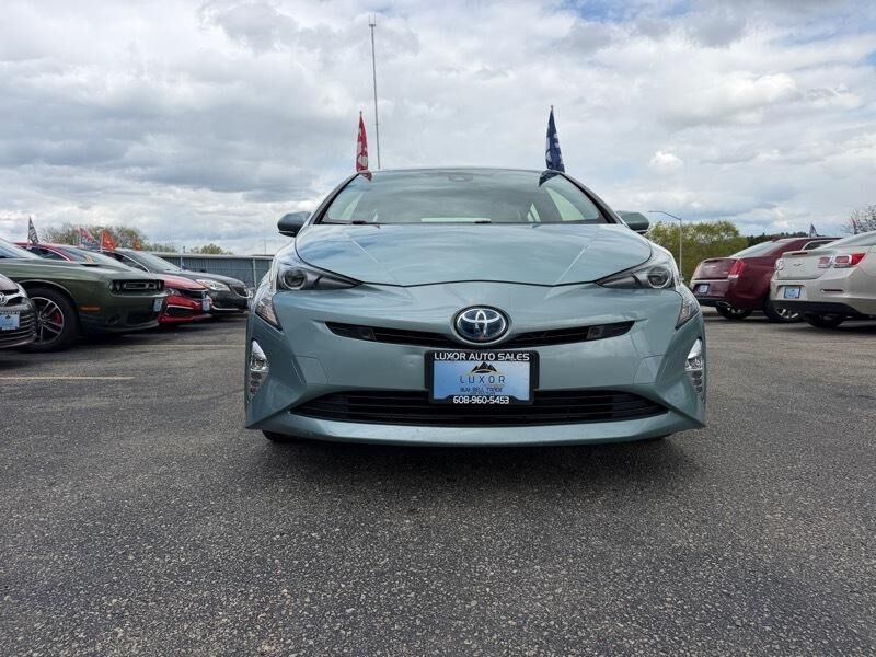 2017 TOYOTA PRIUS