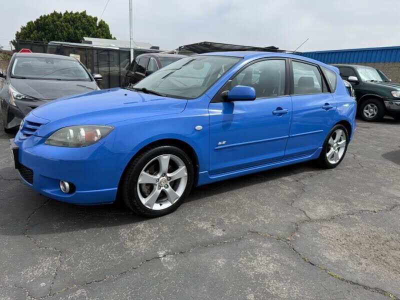 2005 MAZDA Mazda3