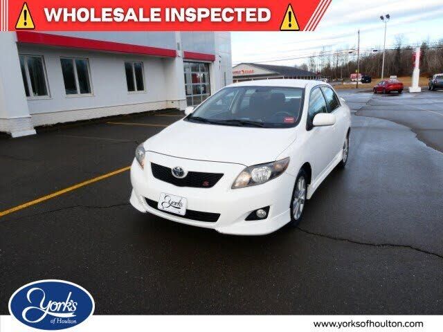 2010 TOYOTA Corolla