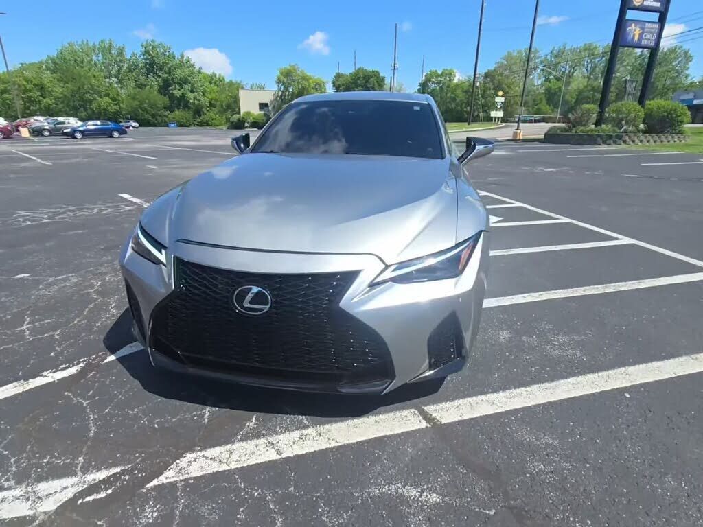 2023 LEXUS IS