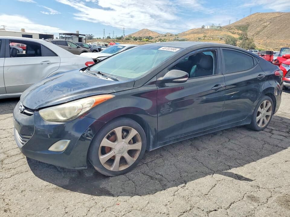 2012 HYUNDAI Elantra