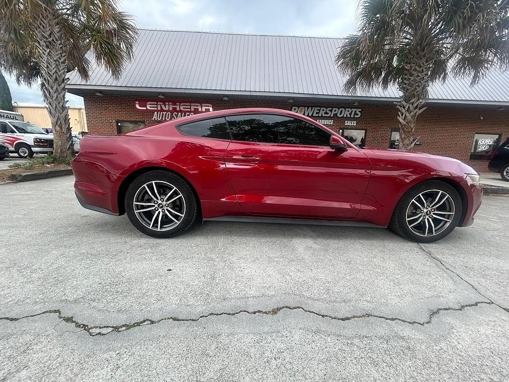 2017 FORD Mustang
