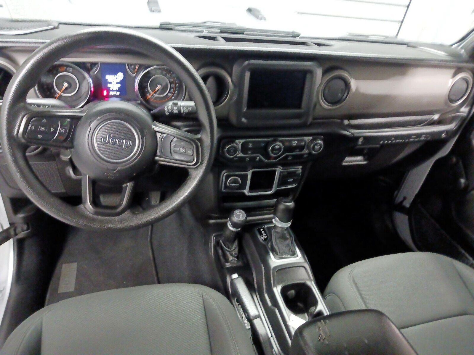 2022 JEEP Wrangler