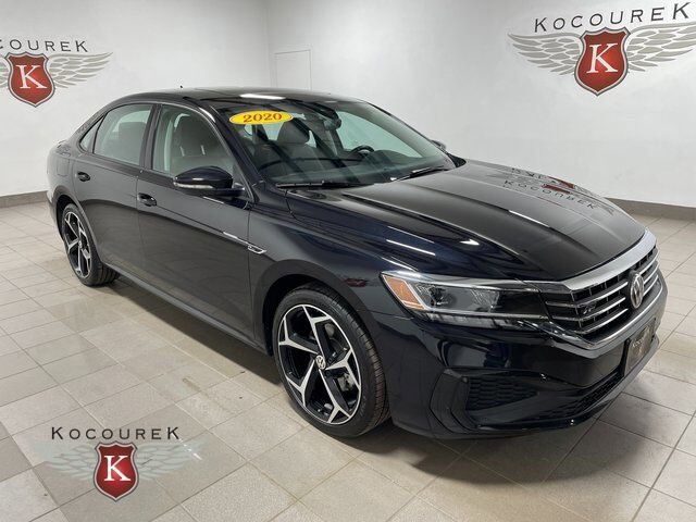 2020 VOLKSWAGEN Passat