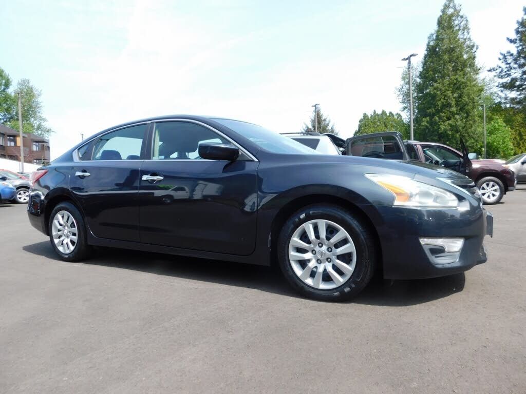 2013 NISSAN Altima