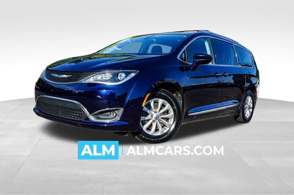 2019 CHRYSLER Pacifica