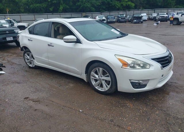 2013 NISSAN Altima