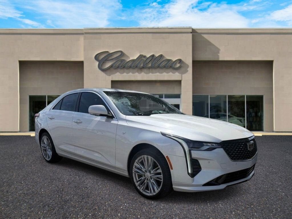 2022 CADILLAC CT4