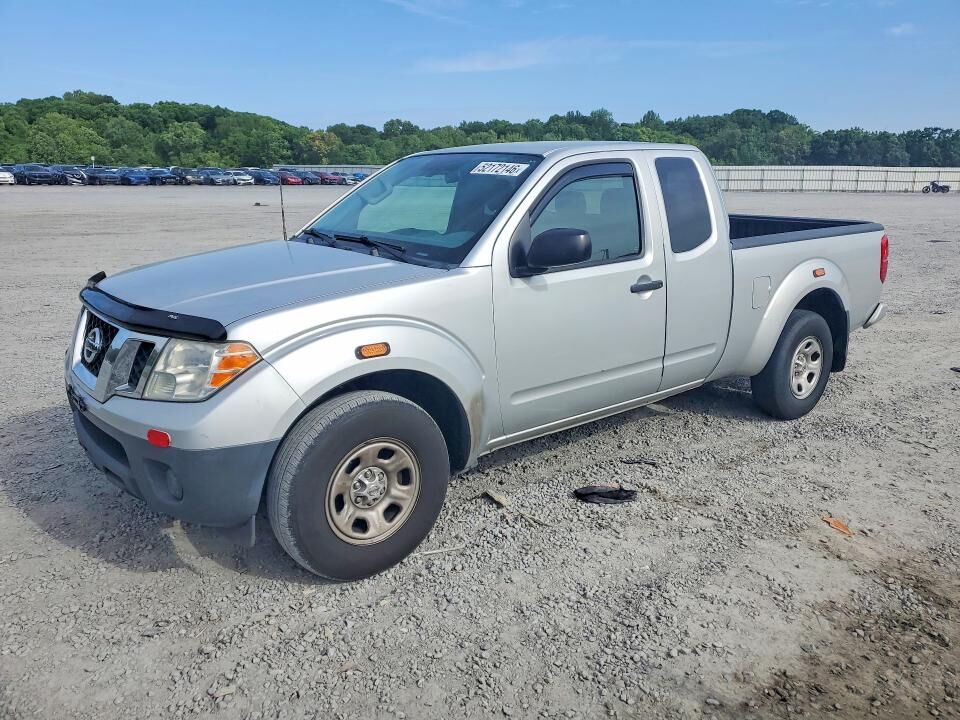 2017 NISSAN Frontier