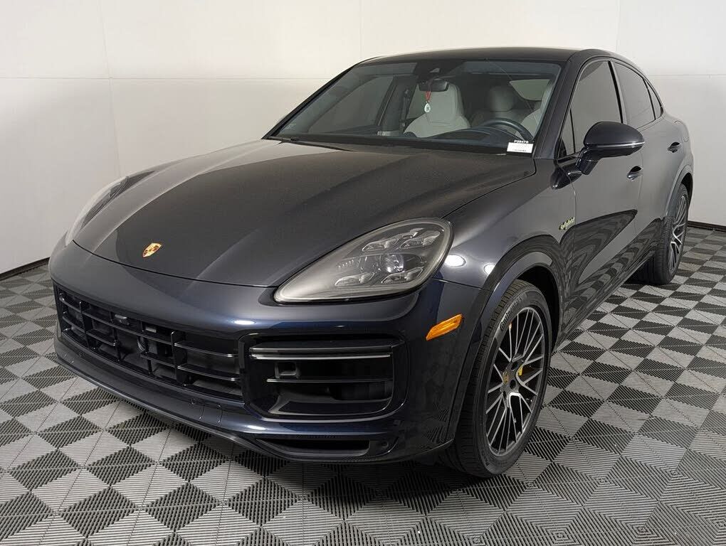 2020 PORSCHE Cayenne
