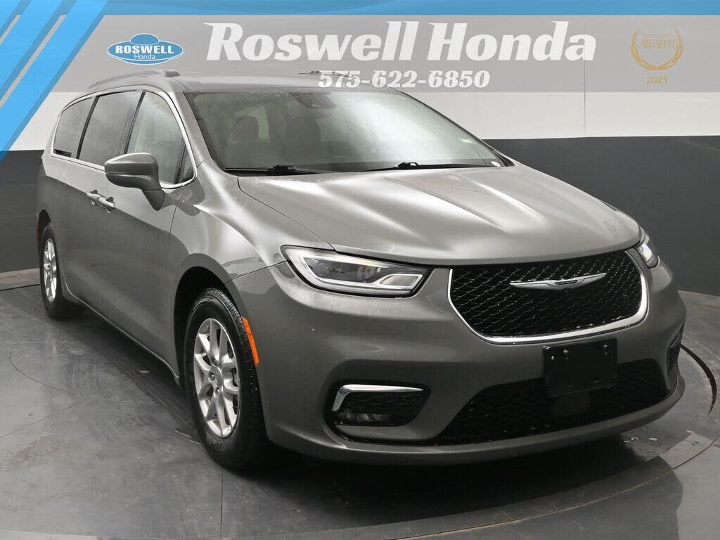 2022 CHRYSLER Pacifica