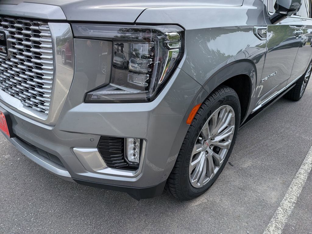 2023 GMC Yukon XL