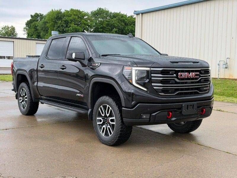2024 GMC Sierra