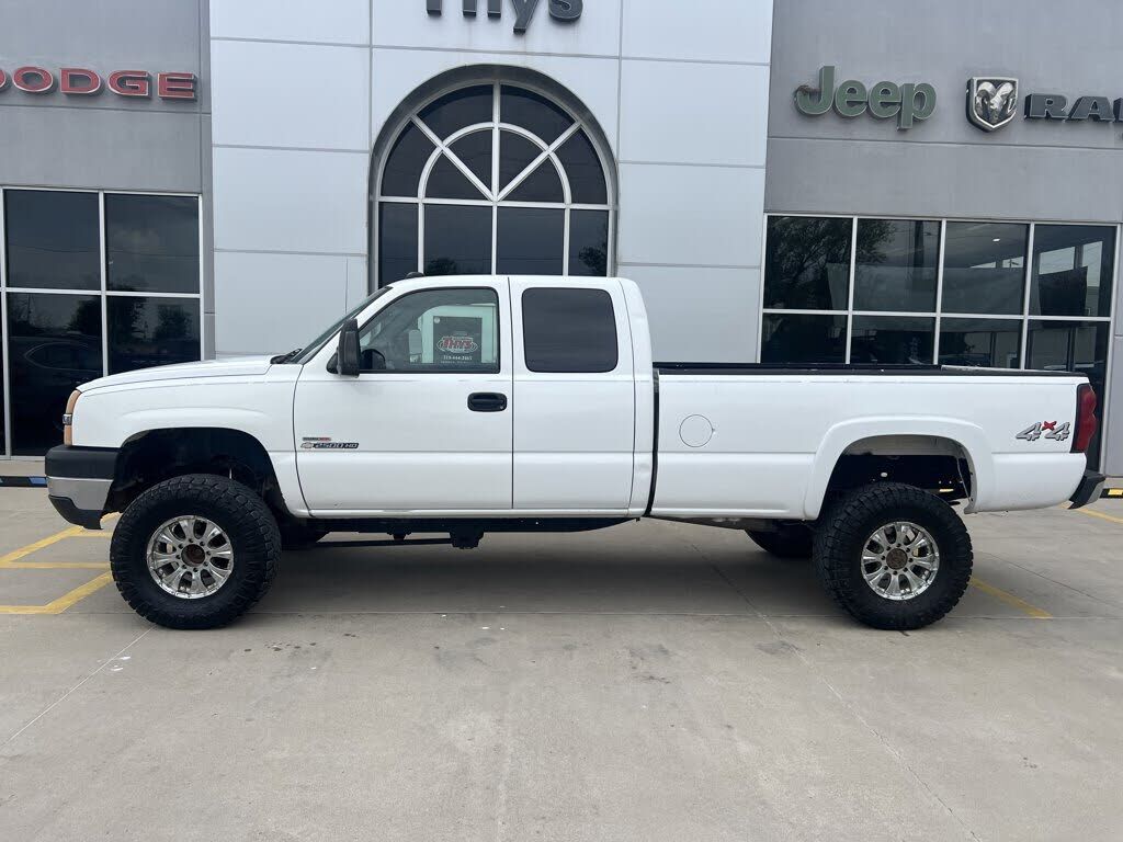 2004 CHEVROLET Silverado