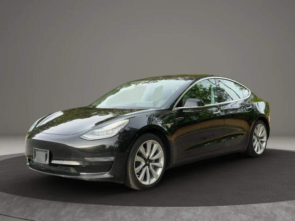 2018 TESLA Model 3