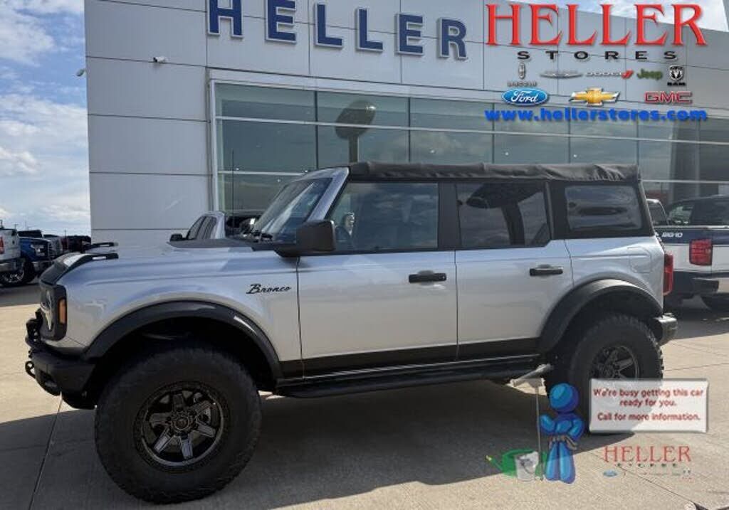 2021 FORD Bronco