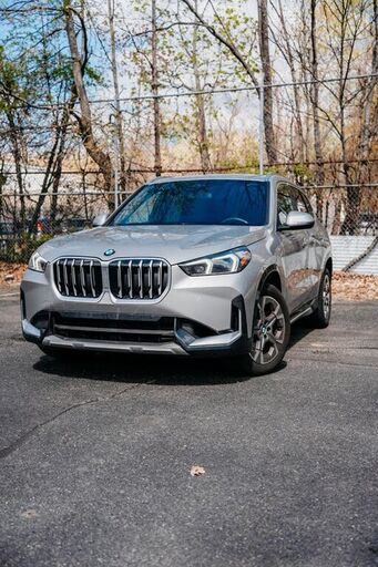 2025 BMW X1