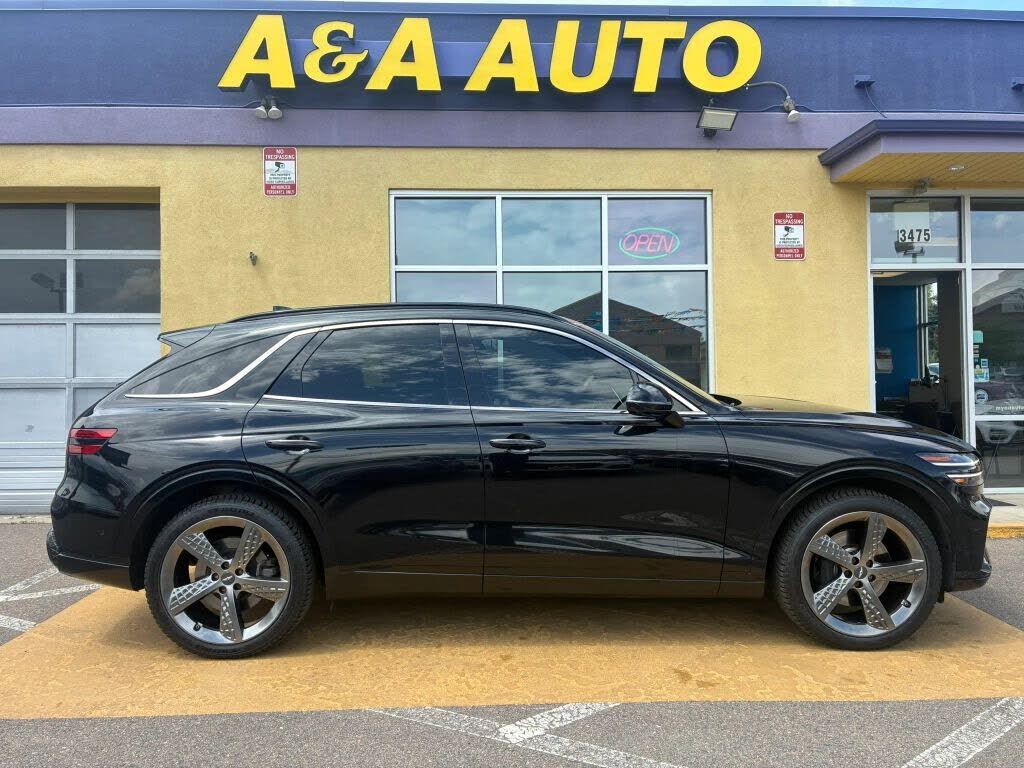 2022 GENESIS GV70