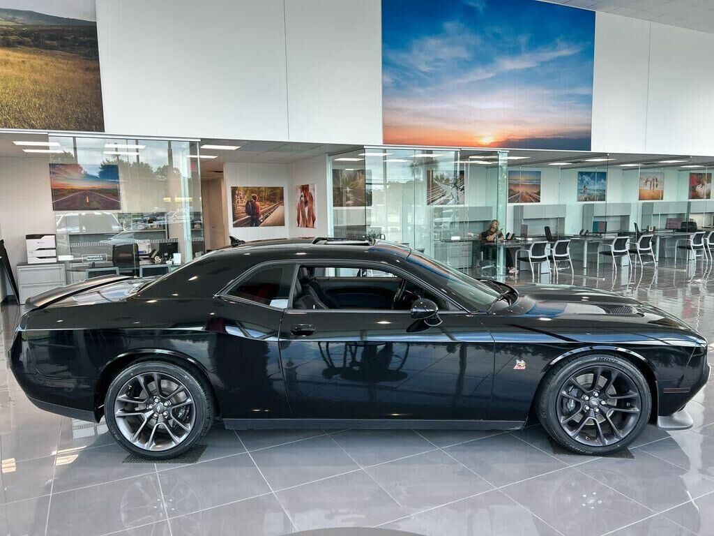 2023 DODGE Challenger