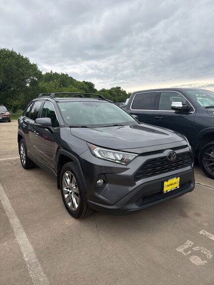 2019 TOYOTA RAV4
