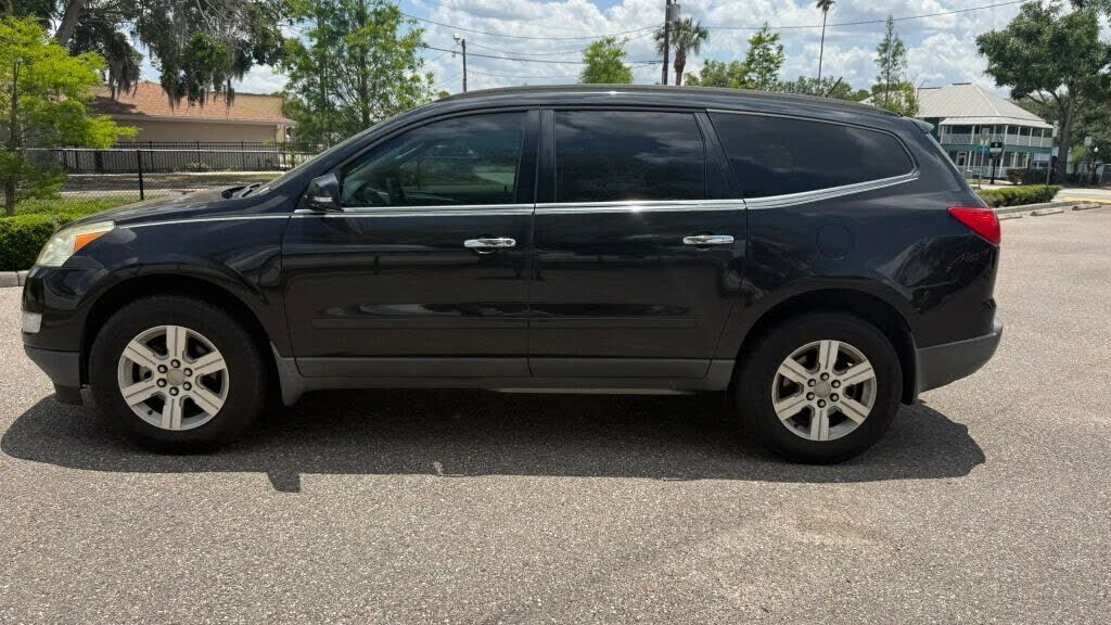 2011 CHEVROLET Traverse