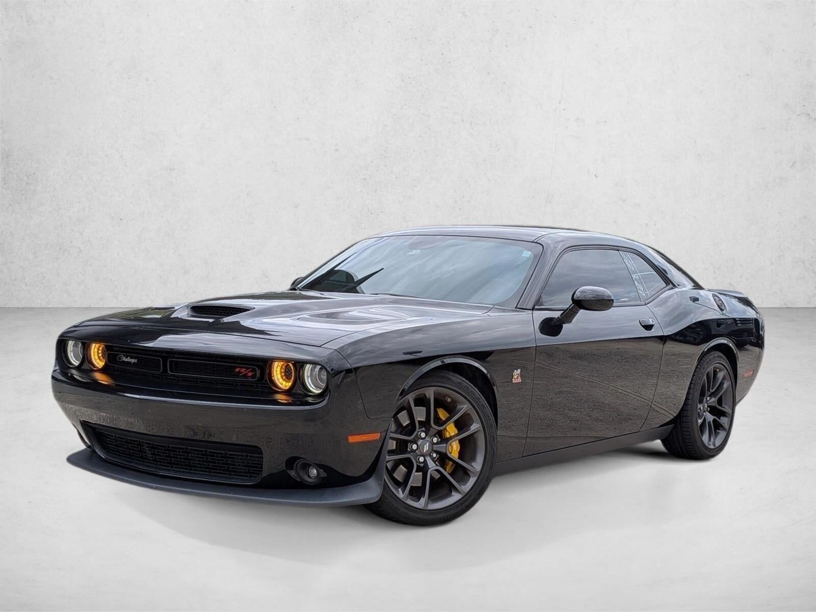 2022 DODGE Challenger