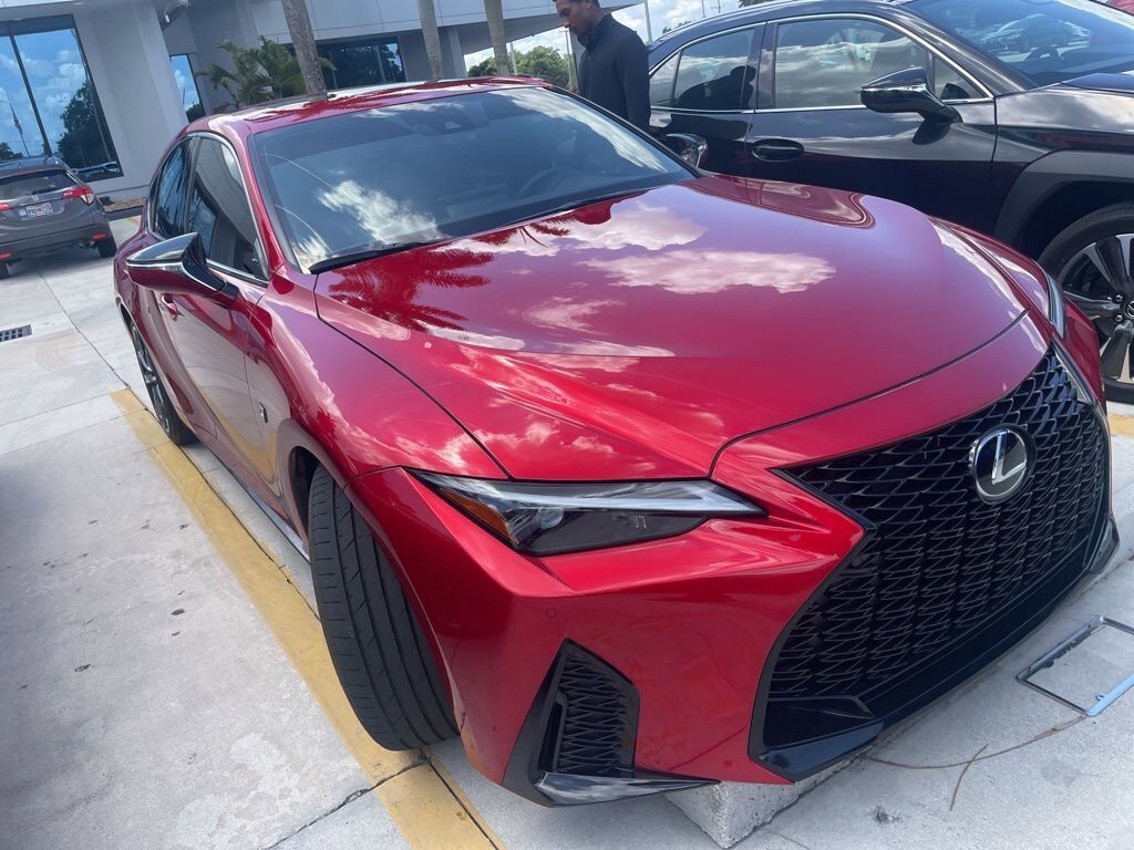 2023 LEXUS IS